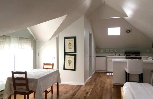 University South Hotel | Crowper Inn