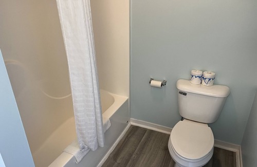 Tawas City Hotel | Crows Nest Inn Tawas