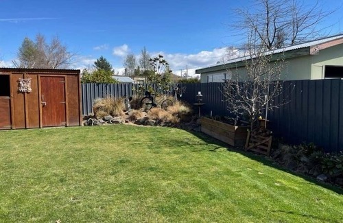 Twizel House | Cruisin on Cass is a cosy, warm, modern, & well appointed Central Twizel home