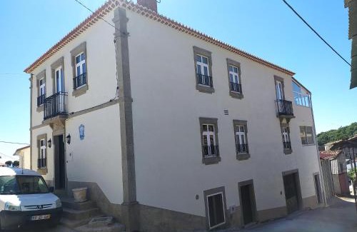 Mogadouro House | Cruzeiro - Guest House