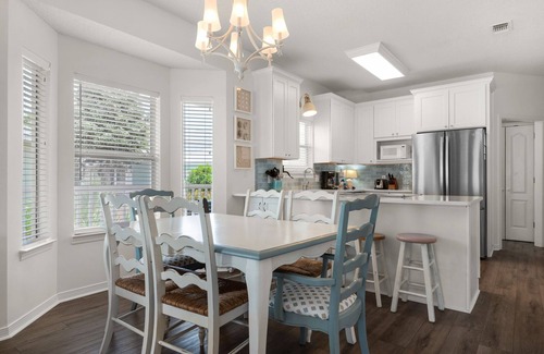 Clipper Cove House | ☀Crystal Beach~Community Pool~Pet Friendly~3BR Our Summer House🌅