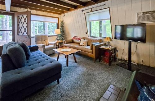 Thompsonville House | Crystal Chalet