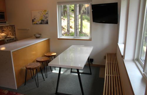 Enumclaw Apartment | Crystal Chalets