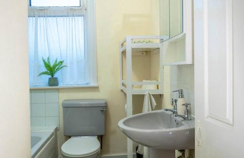 Ramsgate House | Crystal Corner - Close to Ramsgate Harbour