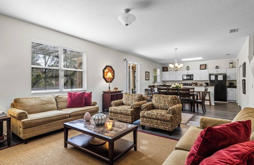 Crystal Cove Resort | CRYSTAL COVE 917EG-5BEDROOMS-4.5BATH-12PEOPLE-CLOSE TO ALL DISNEY PARKS-RESTAURANTS-SUPERMARKETS.