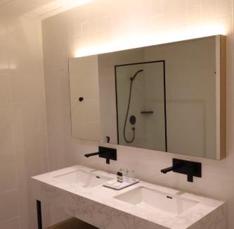 Pelabuhan Klang Hotel | Crystal Crown Hotel Harbour View, Port Klang