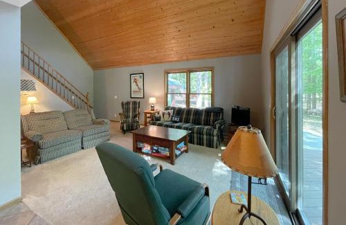 Thompsonville House | Crystal Haven