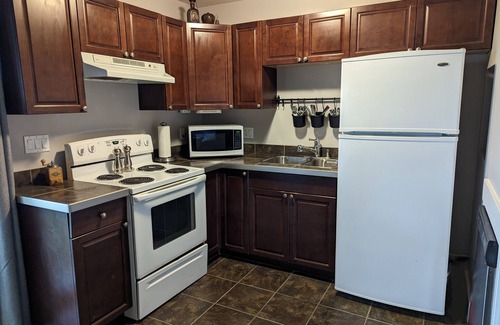 Regional District of Nanaimo Apartment | Crystal Hollows Lake View