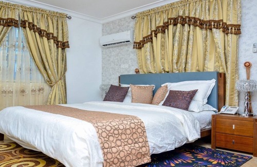Ilorin Hotel | Crystal House