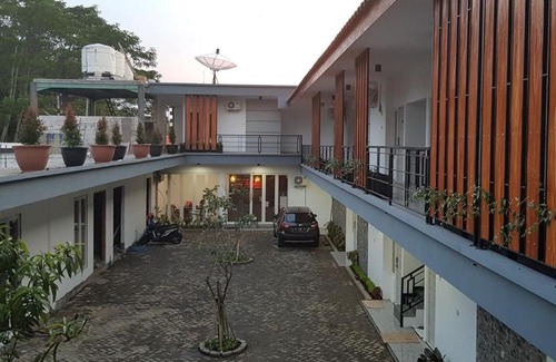 Pasuruan Hotel | crystal inn