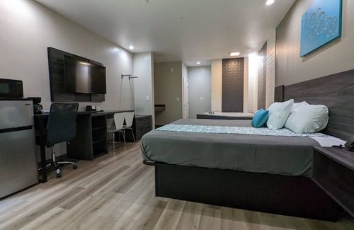 Jacinto City Hotel | Crystal Inn Jacinto City