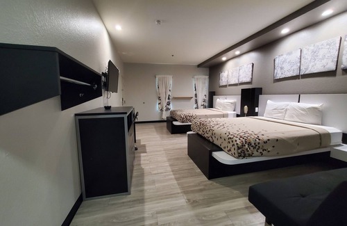 Porter Hotel | Crystal Inn
