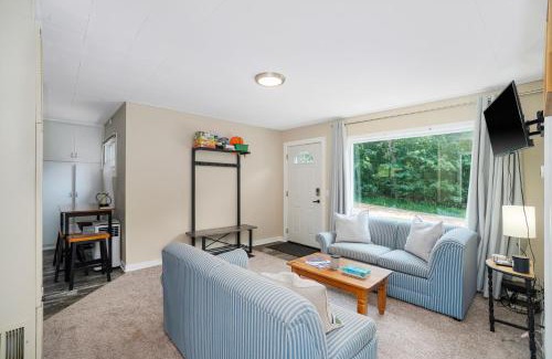 Bear Lake House | Crystal Mountain Charm