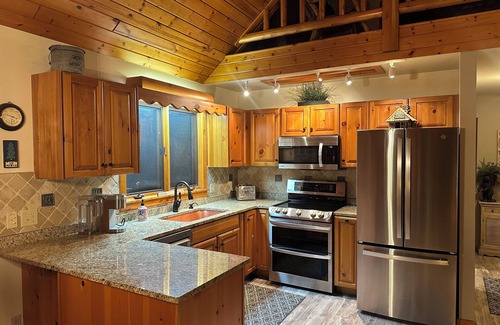 Thompsonville House | Crystal Mountain 4 bedroom golf and ski home on the Betsie River