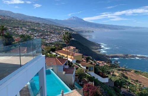 Sauzal Villa | Crystal Ocean Villa