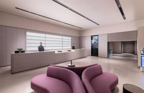 Middle Chaoyang Hotel | Crystal Orange Hotel Beijing Jiuxianqiao Branch