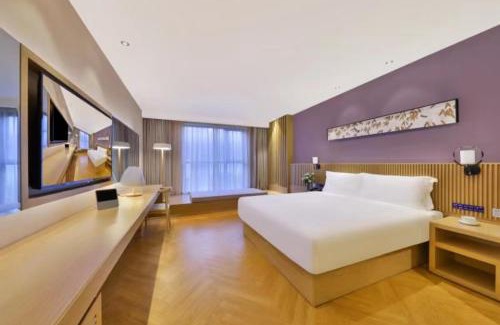 Jing'an Hotel | Crystal Orange Hotel Dahua Hutai Road