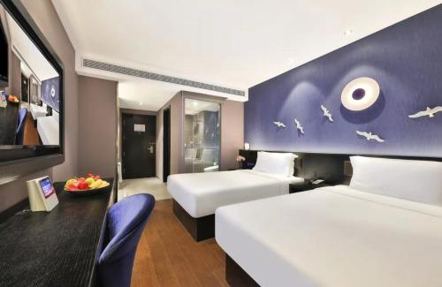 Jing'an Hotel | Crystal Orange Hotel Dahua Hutai Road