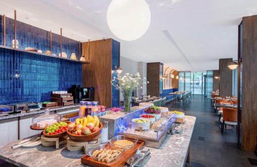 Xuhui Hotel | Crystal Orange Hotel Shanghai Caohejing Yishan Road