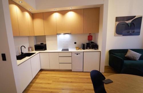 Lordelo do Ouro e Massarelos Apartment | Crystal Palace Oporto Flat - With Two Bedrooms