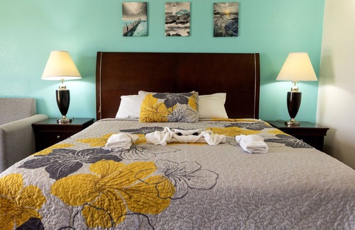 Crystal Beach Hotel | Crystal Palace Resort