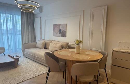 Stare Miasto Apartment | Crystal River Apartment