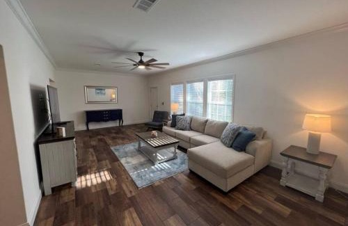 Crystal River House | Crystal River Highrise