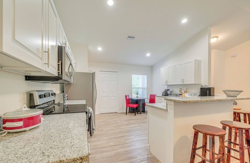 Crystal River House | Crystal River Home w/Lanai + Hot Tub