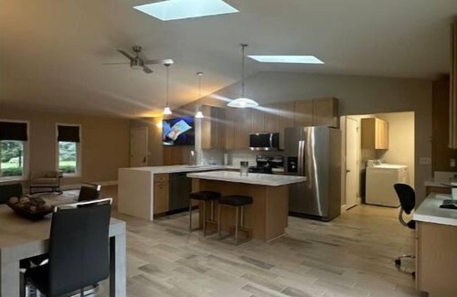Findlay House | Crystal Rose