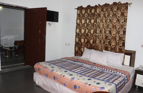 Uyo Hotel | Crystalem Luxury Hotel