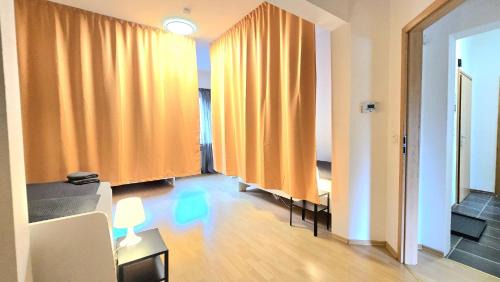 Hagen Apartment | -CS24- 3 rooms apartment in Hagen Eilpe - winter garden - HA01