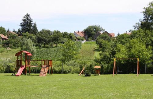 Nova Resort | Csicsergő Szabadidőközpont