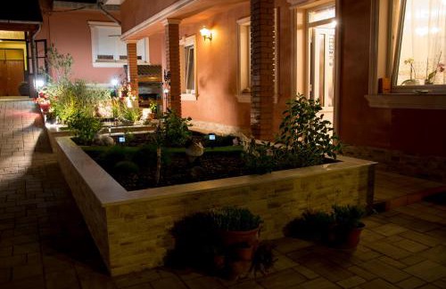 Vac House | Csillag Panzió