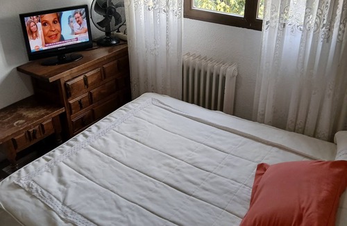 Toledo Bed & Breakfast | Cuarto Privado Doble Toledo Hospital