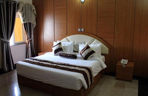 Maitama Cabin | Cubana Suites - Classic Room