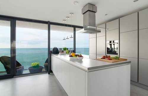 Olpenitz House | CUBE23: Luxury holiday home with fitness and wellness floor, roof terrace & sea view