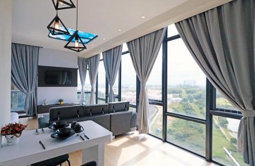 Tebrau Apartment | CUBE8TEEN#Austin Central #Walk to Little Paris