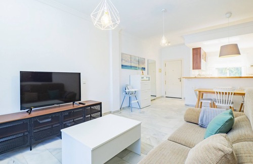 Carib Playa Apartment | Cubo's Cabopino Beach Marbella Apartment/First line of the beach/air conditioning/free wifi