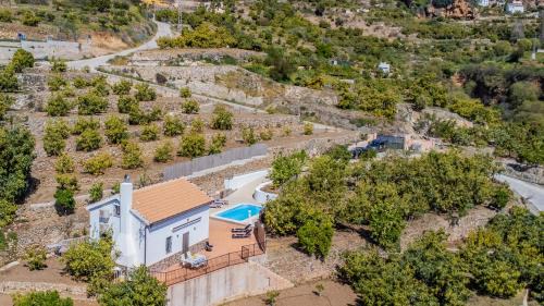 Yunquera House | Cubo's Casa Mi Recreo