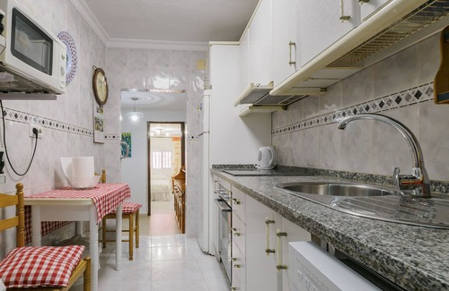 Ardales Cottage | Cubo's Casa Rural El descanso del Caminito del Rey/terrace/rural setting/free Wi-Fi