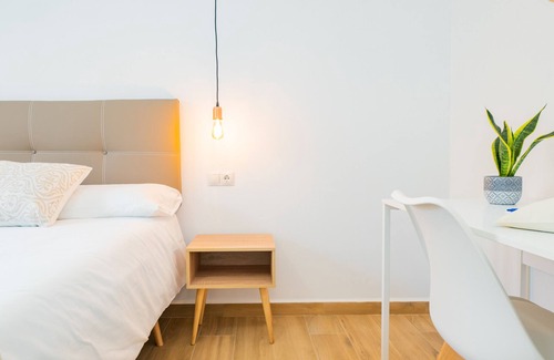 Torre de Benagalbon Bed & Breakfast | Cubo's Hostal William's Sunny 1 Adapted with Breakfast/disabled access with Breakfast/free wifi