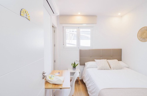 Torre de Benagalbon Bed & Breakfast | Cubo's Hostal William's Sunny 5 with Breakfast/free wifi/air conditioning