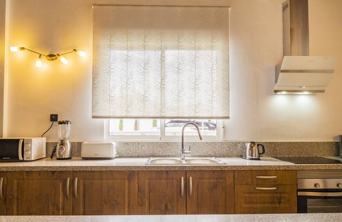 Alhaurin el Grande Villa | Cubo's Villa El Encinar/views/private pool/wifi/electric car charger