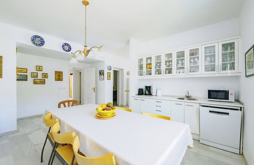 La Cala de Mijas Villa | Cubo's Villa La Butibamba/near the beach/private pool/air conditioning/free Wi-Fi