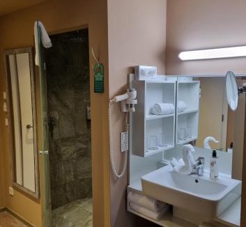 Sankt Johann in Tirol Hotel | Cubo Sport & Art Hotel