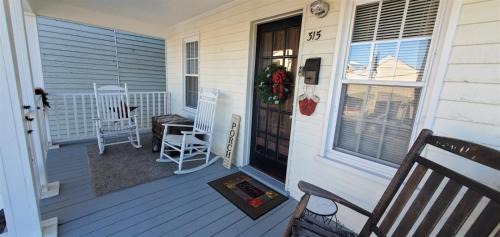 Luray House | Cubs Cottage