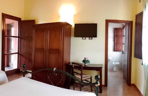 Oristano Bed & Breakfast | CuccuruAio' B&B