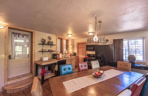 Cuchara Bed & Breakfast | Cucharas River B&B