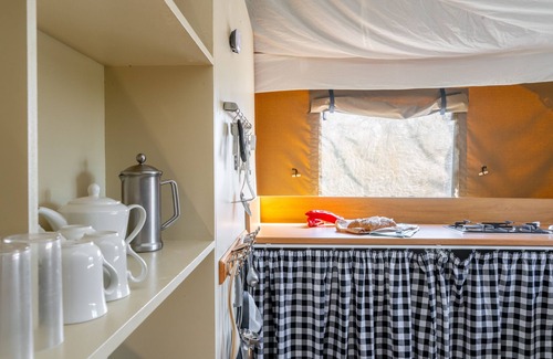 Saxmundham Cabin | Cuckoo, Lantern and Larks site located in Sweffling