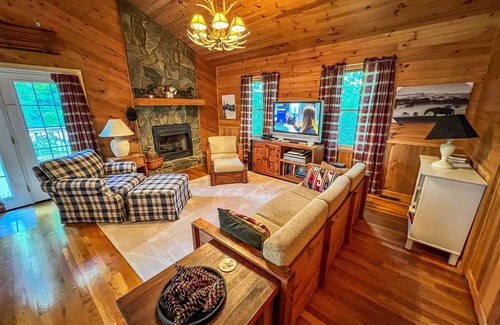 Jefferson Cabin | Cuddle Up by the Cabin Fireplace @ Edelweiss